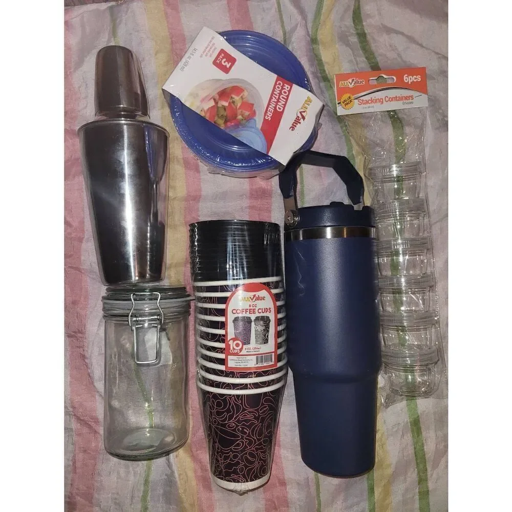 Drink mixologist mixer shaker